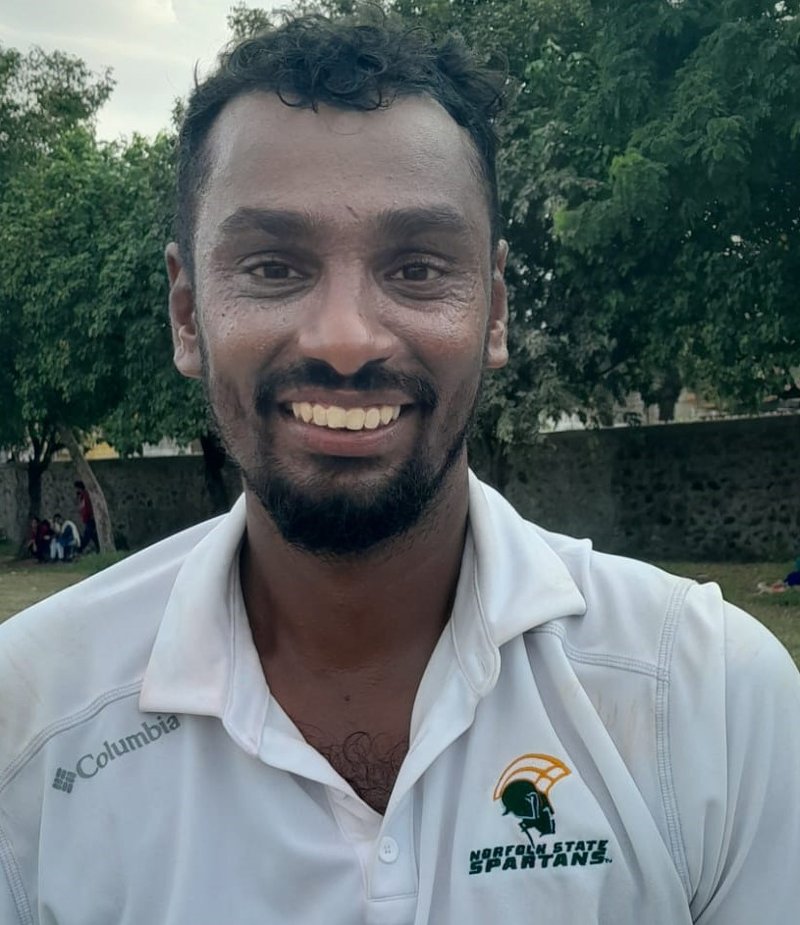 K S Abu, Madras Emmanuel CC, 5 for 39)